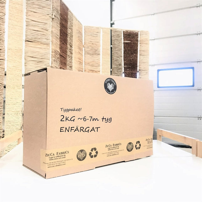 Hemligt tygpaket - 2kg (Enfärgat främst)