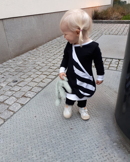Pocket Dress - Symönster i Pappersform