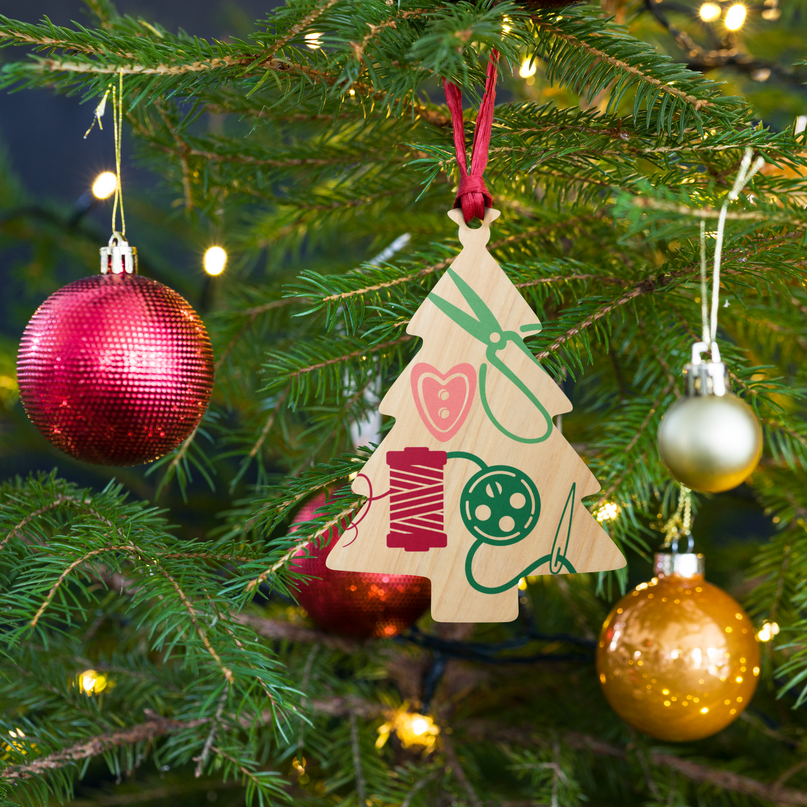 Ornament i trä - 6 varianter tillgängliga